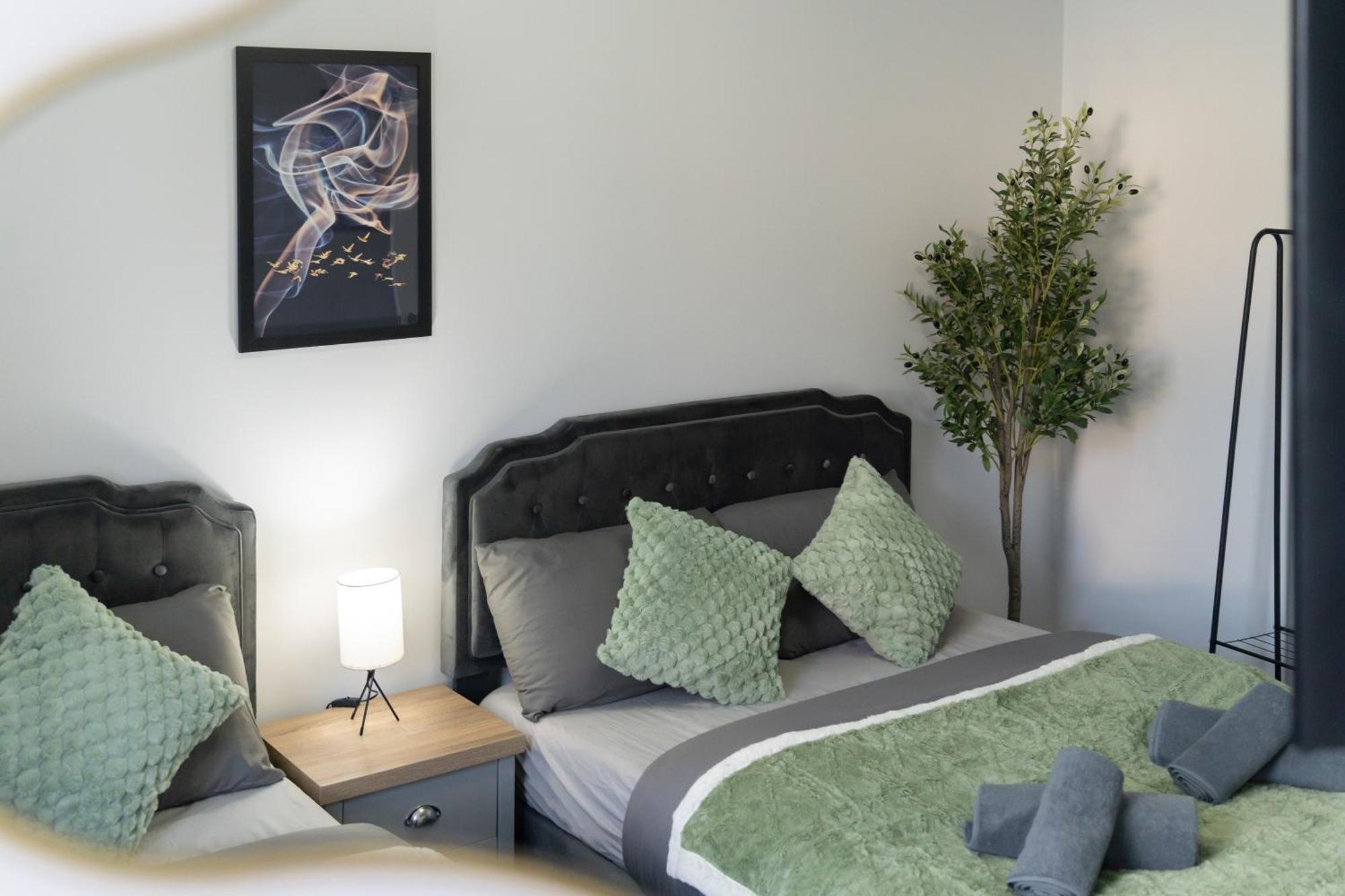 Open Mind Property - Apartment With 2 Double Beds Portsmouth Exteriör bild