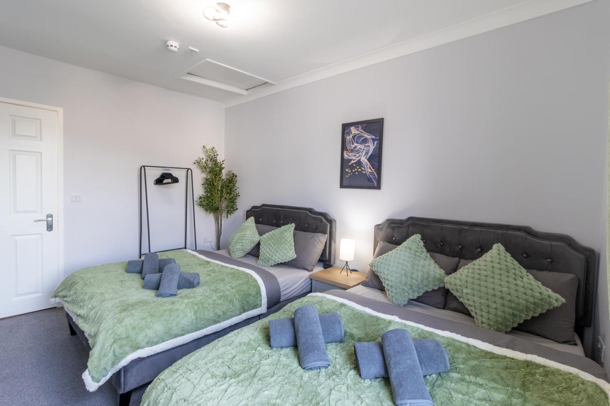 Open Mind Property - Apartment With 2 Double Beds Portsmouth Exteriör bild