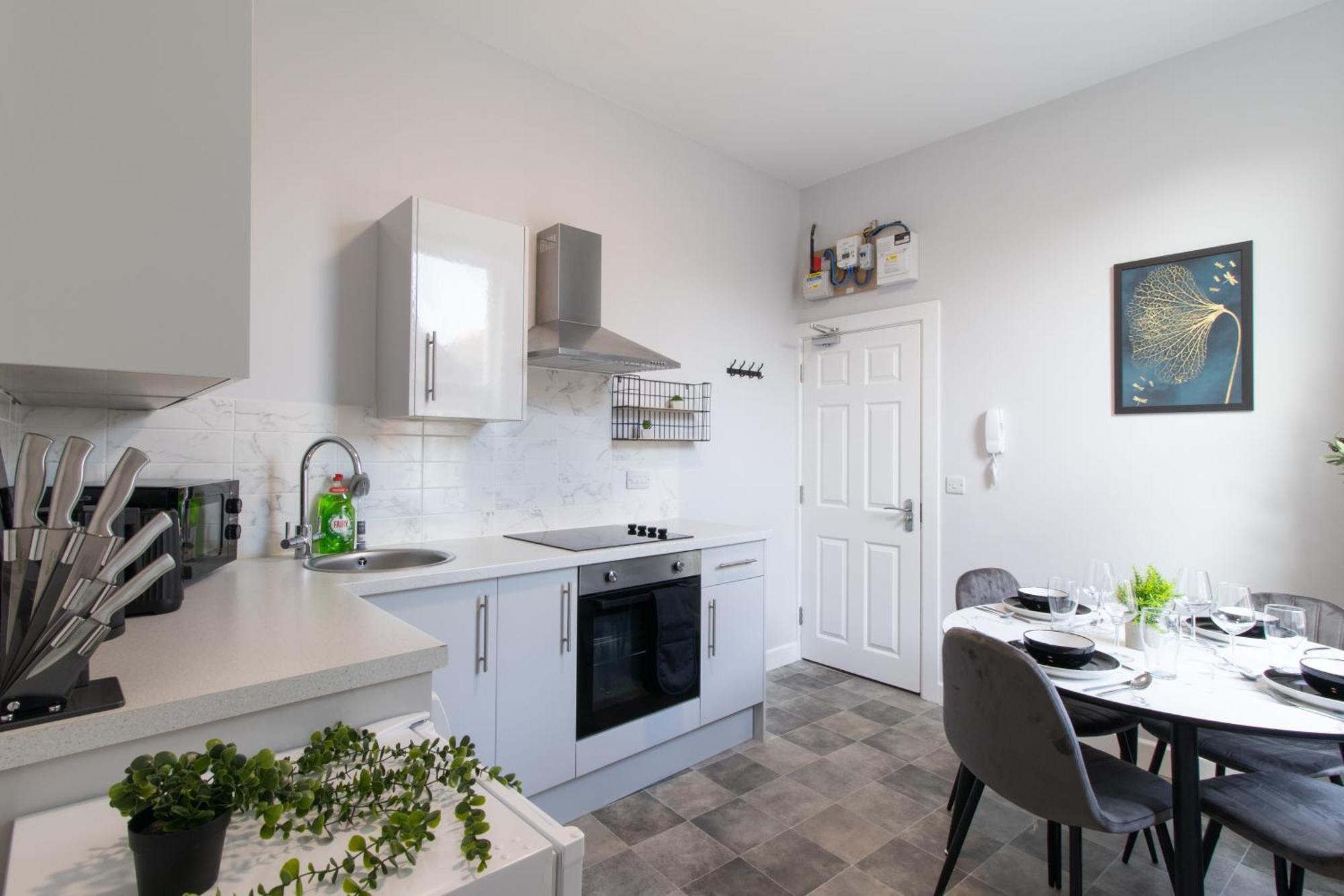 Open Mind Property - Apartment With 2 Double Beds Portsmouth Exteriör bild